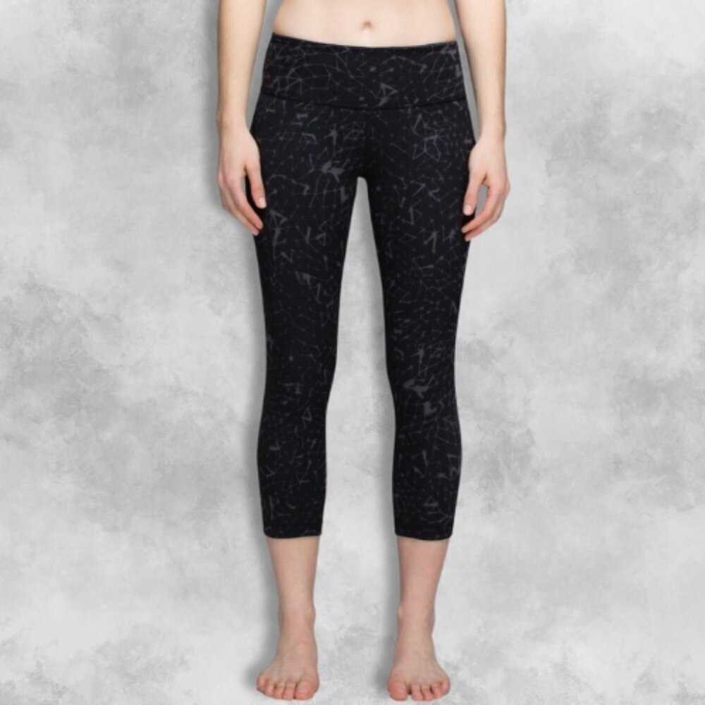 Lululemon Wunder Under Crop Leggings Stretchable Tight Geometric Patterned W 6